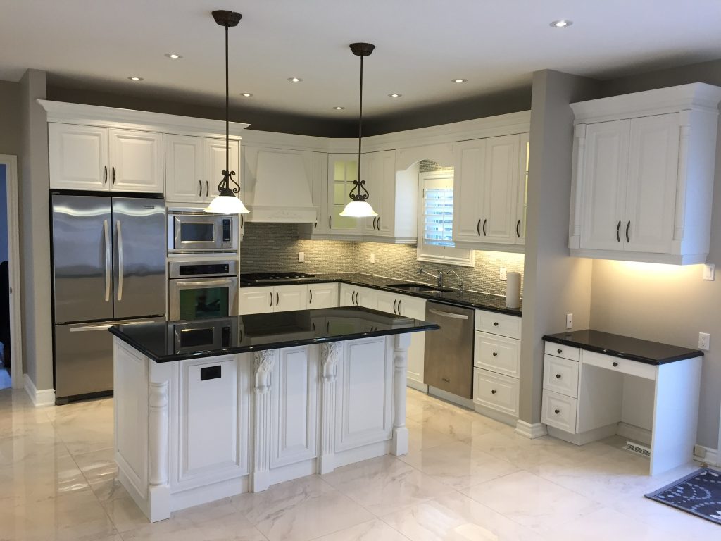 Signs Your Kitchen Cabinets Need Refinishing